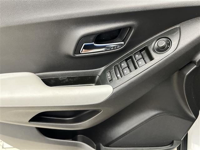 used 2020 Chevrolet Trax car, priced at $18,989