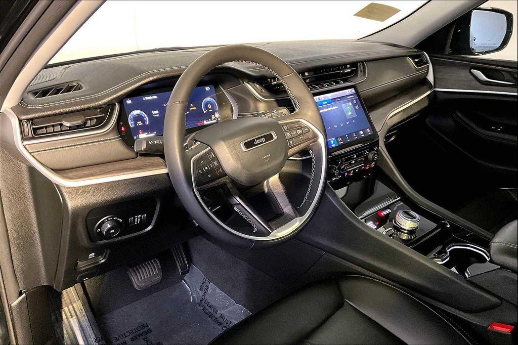 used 2023 Jeep Grand Cherokee car, priced at $31,987