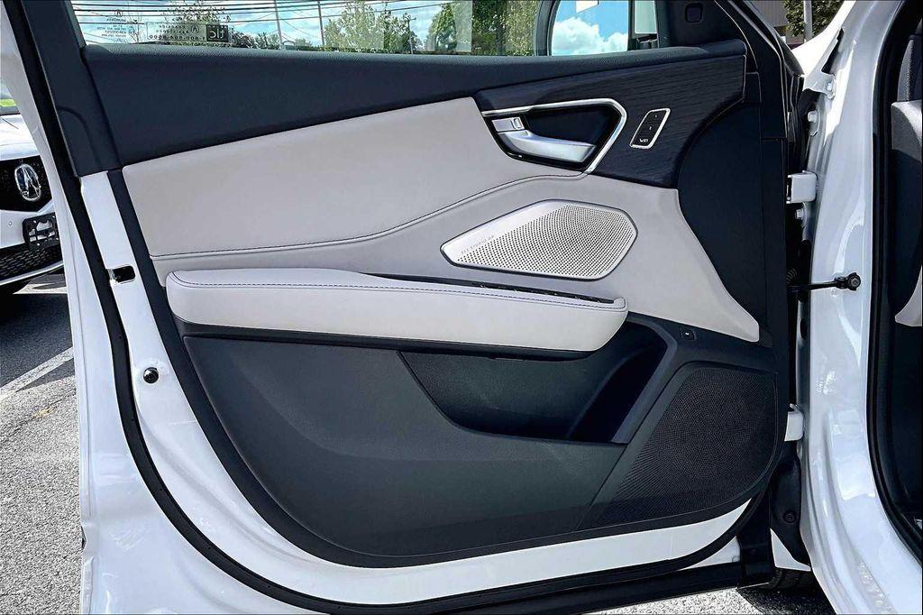 new 2025 Acura RDX car, priced at $54,400