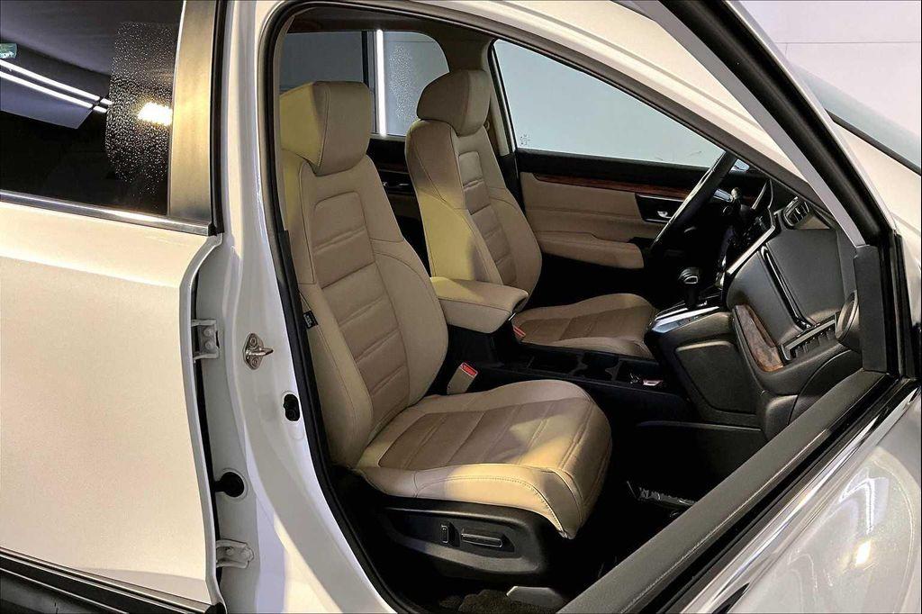used 2019 Honda CR-V car, priced at $23,900