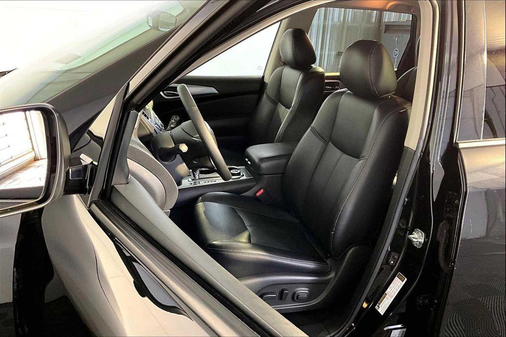 used 2020 Nissan Pathfinder car, priced at $17,900