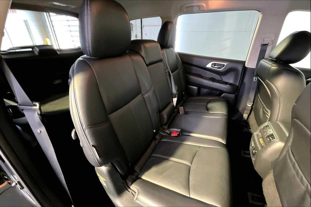 used 2020 Nissan Pathfinder car, priced at $17,900