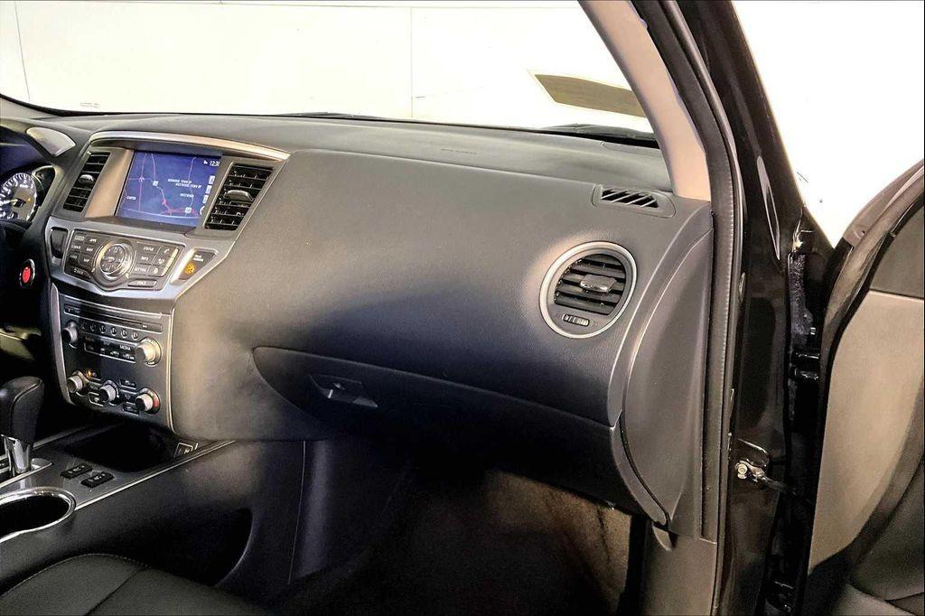 used 2020 Nissan Pathfinder car, priced at $17,900