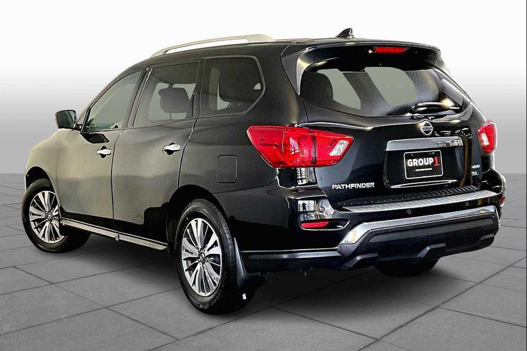 used 2020 Nissan Pathfinder car, priced at $17,900