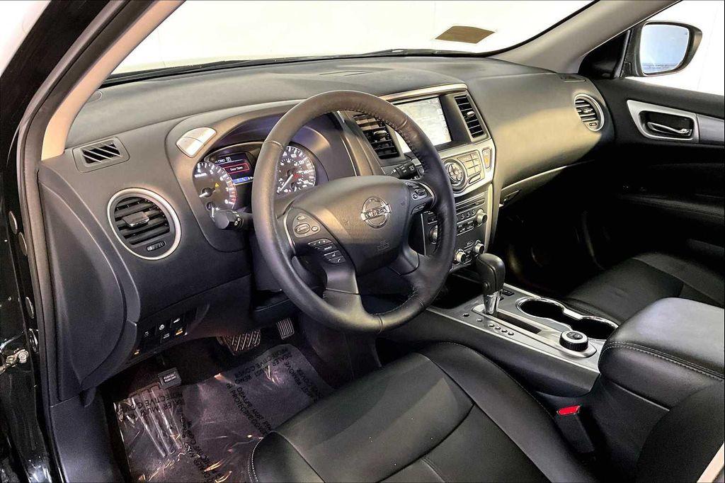 used 2020 Nissan Pathfinder car, priced at $17,900
