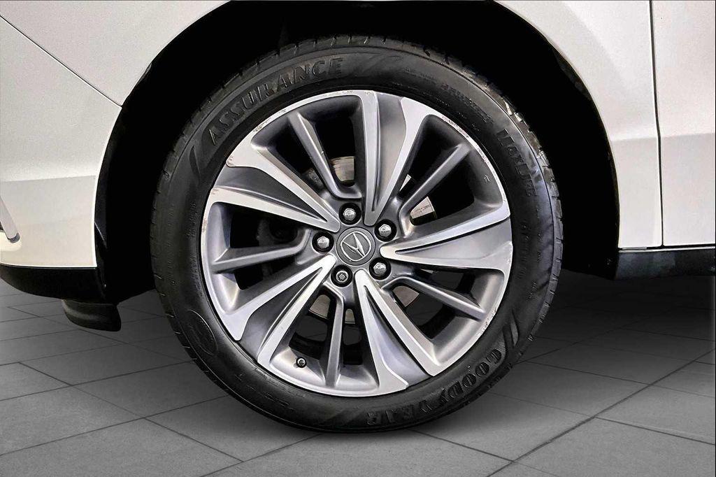 used 2018 Acura MDX car, priced at $21,843