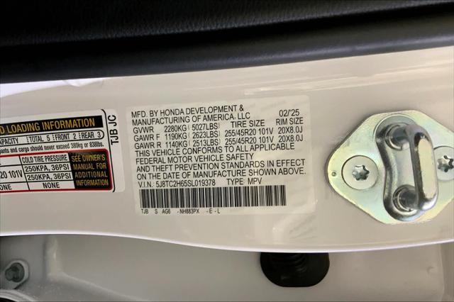 new 2025 Acura RDX car, priced at $52,250