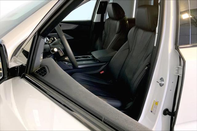 new 2025 Acura MDX car, priced at $70,250
