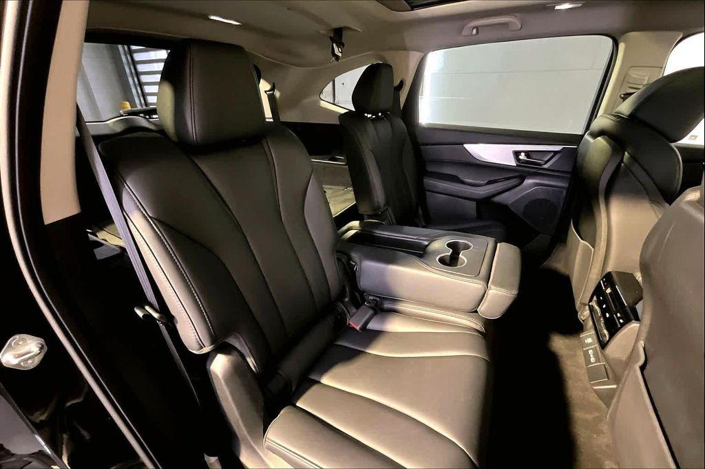 used 2023 Acura MDX car, priced at $38,541