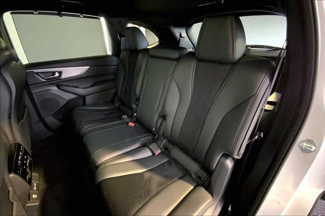 used 2022 Acura MDX car, priced at $41,887