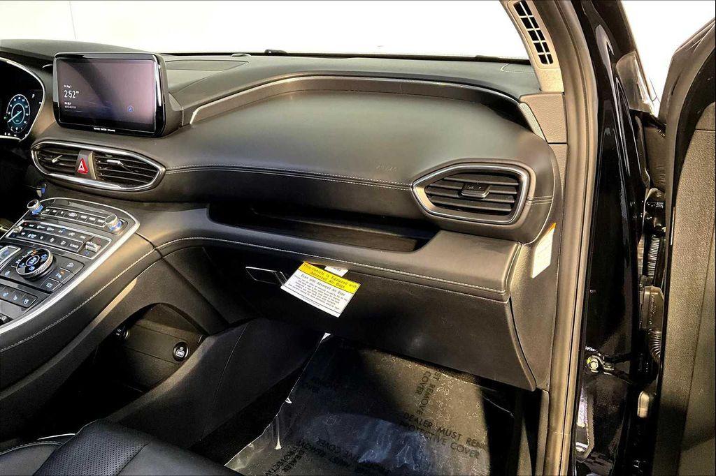 used 2022 Hyundai Santa Fe car, priced at $24,884