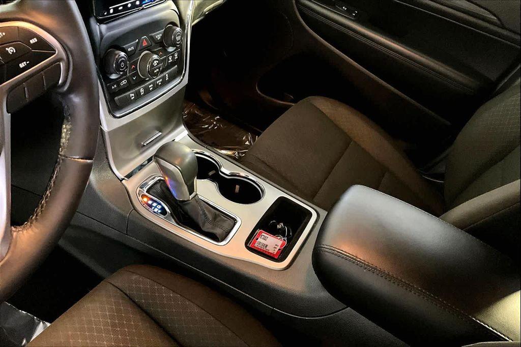 used 2021 Jeep Grand Cherokee car, priced at $21,900