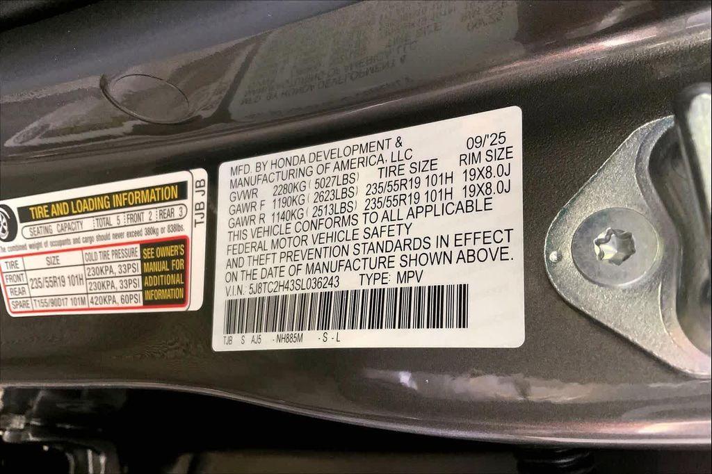 new 2025 Acura RDX car, priced at $46,650