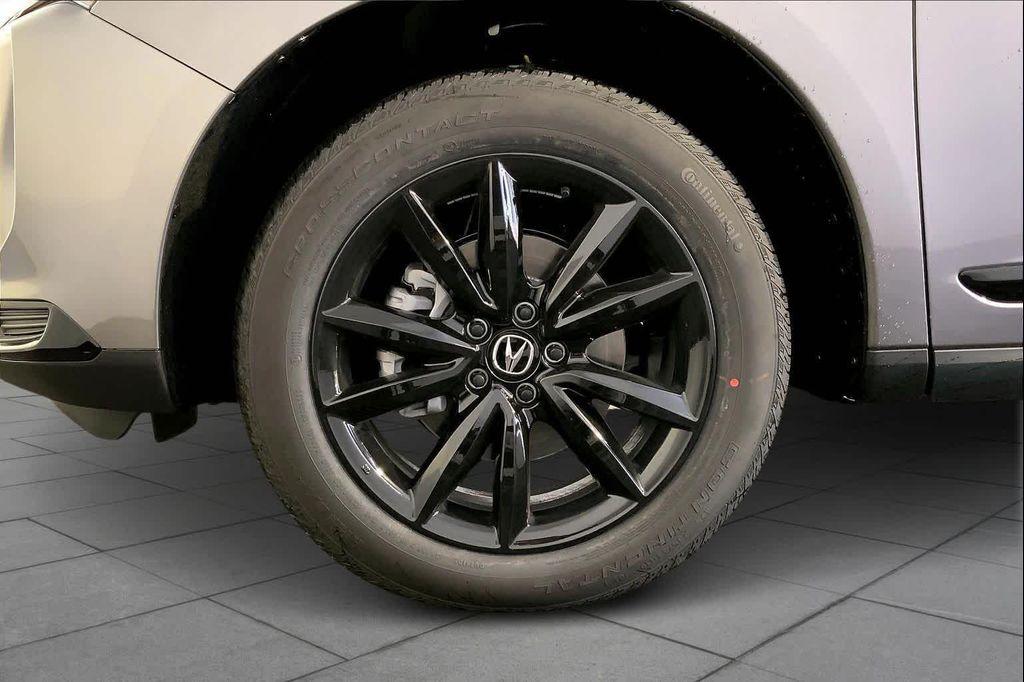 new 2025 Acura RDX car, priced at $46,650