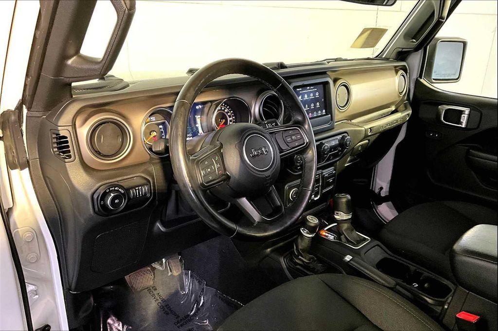 used 2020 Jeep Wrangler Unlimited car, priced at $28,986