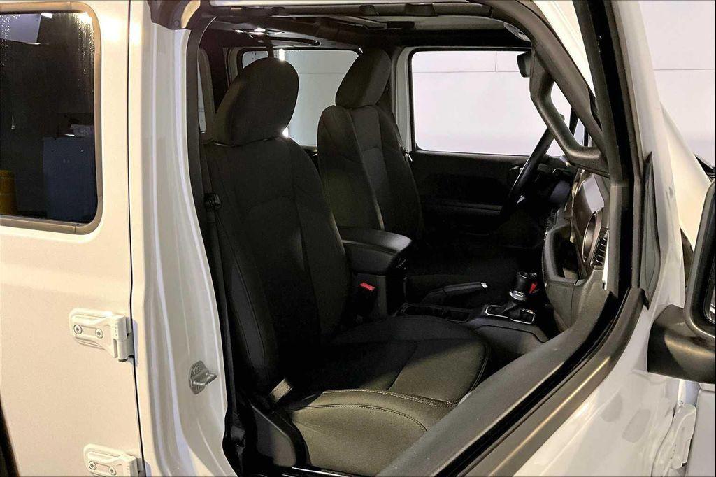 used 2020 Jeep Wrangler Unlimited car, priced at $28,986