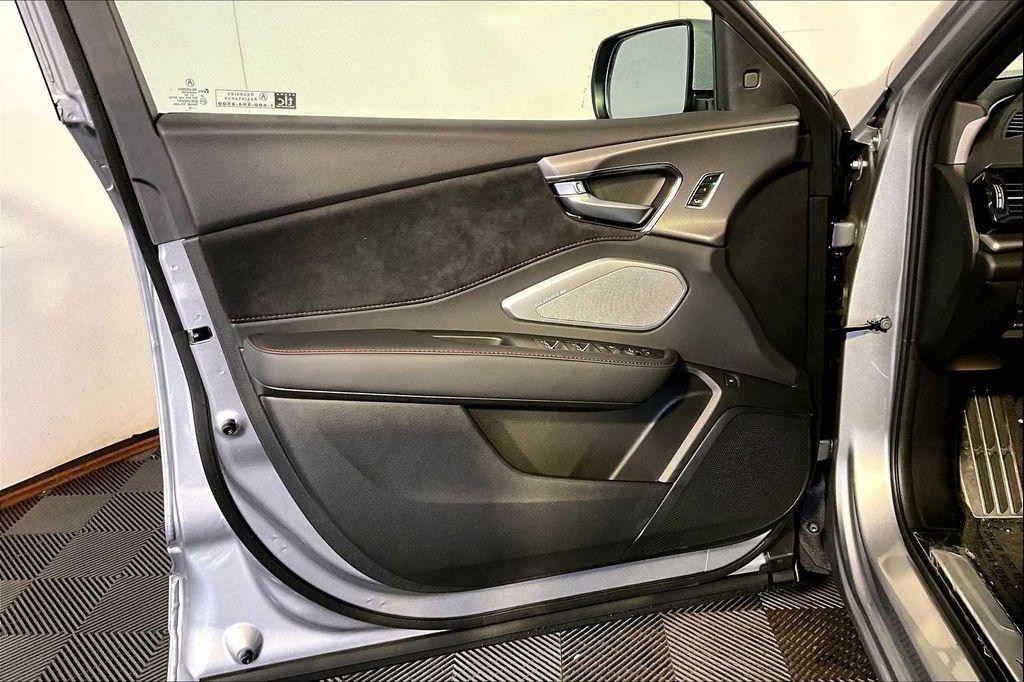 new 2025 Acura RDX car, priced at $51,650