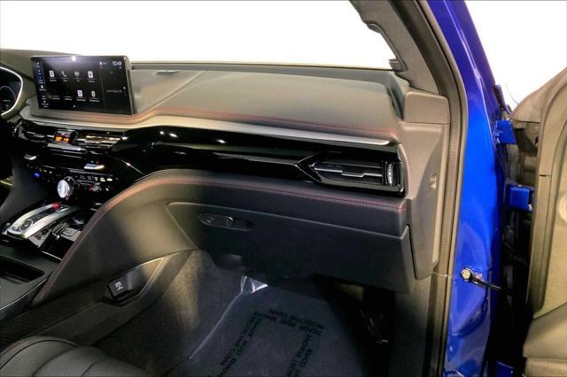 used 2025 Acura MDX car, priced at $62,187