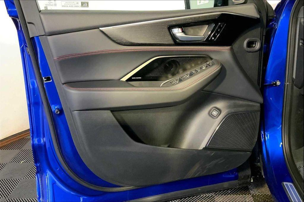 new 2025 Acura MDX car, priced at $77,200