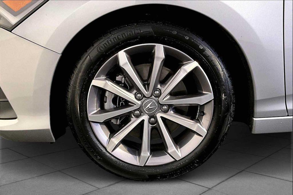 used 2025 Acura Integra car, priced at $28,900
