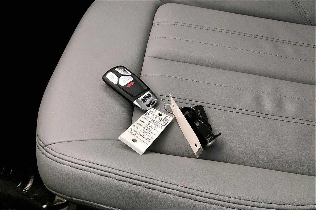 used 2022 Audi Q5 car, priced at $28,062