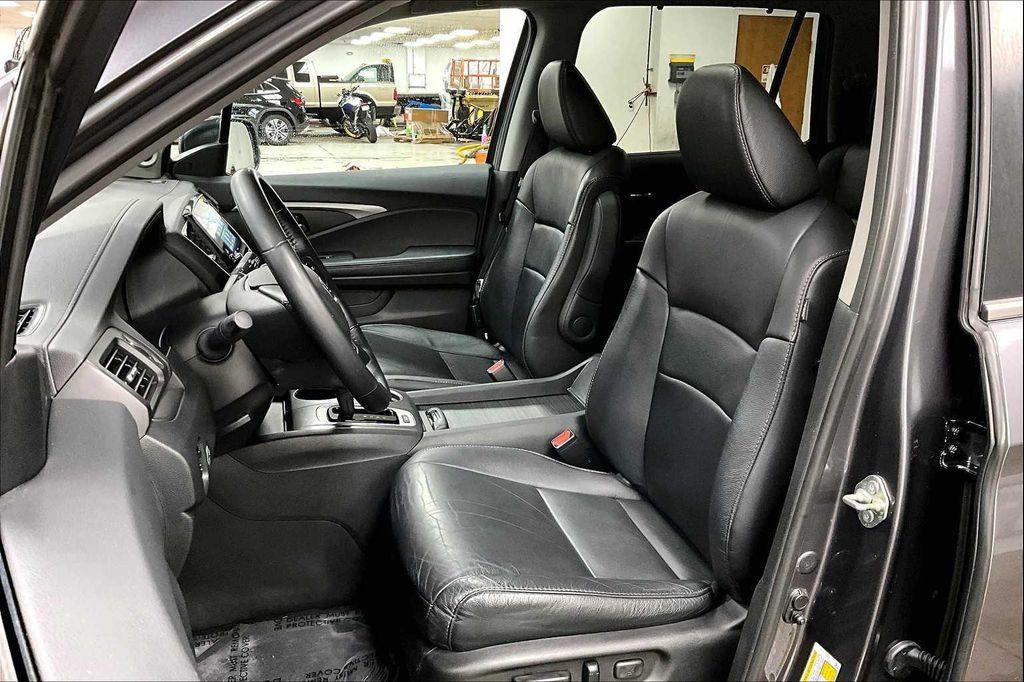 used 2020 Honda Pilot car, priced at $21,600