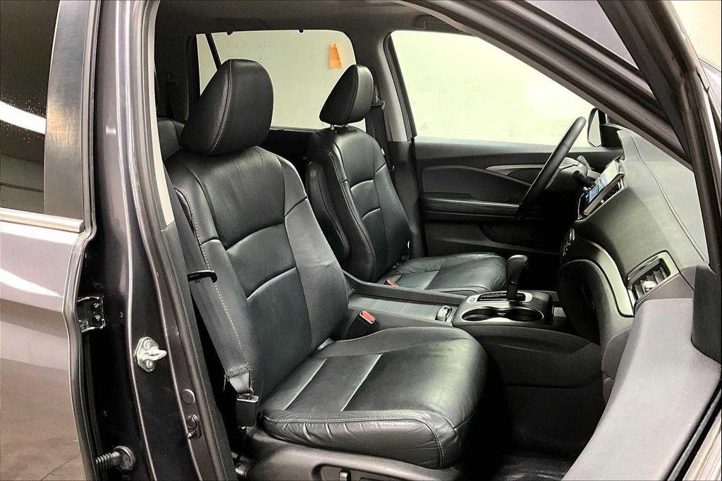 used 2020 Honda Pilot car, priced at $21,600