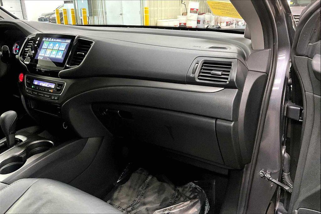 used 2020 Honda Pilot car, priced at $21,600
