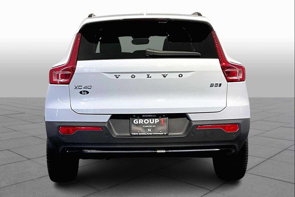 used 2024 Volvo XC40 car, priced at $33,537