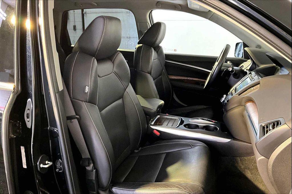 used 2020 Acura MDX car, priced at $26,488