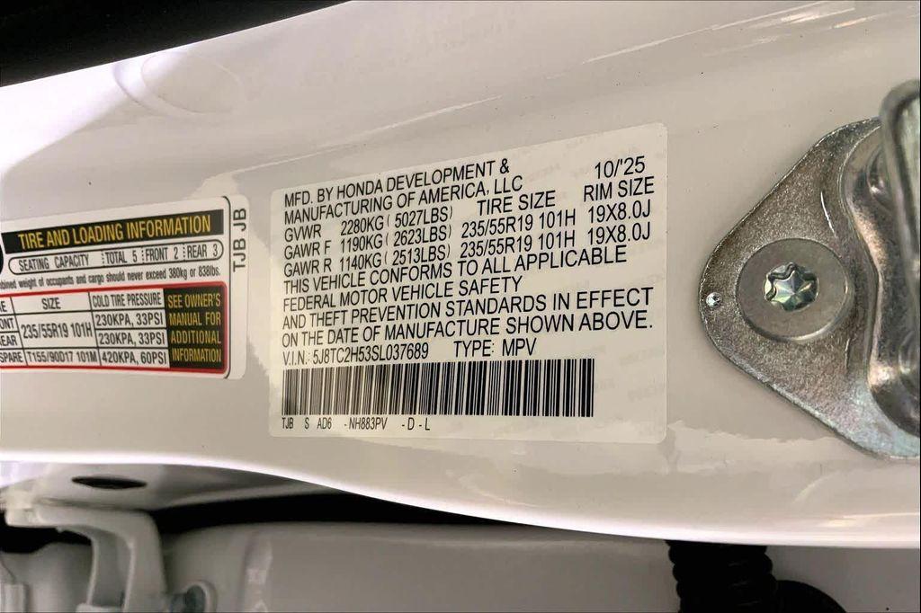 new 2025 Acura RDX car, priced at $49,250