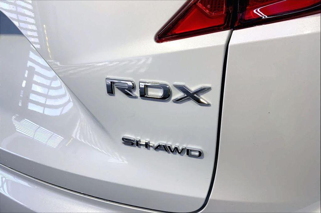 new 2025 Acura RDX car, priced at $49,250