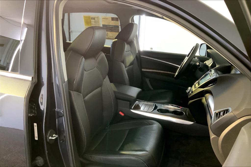 used 2019 Acura MDX car, priced at $26,557