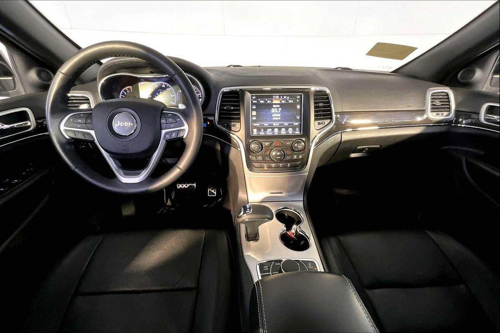 used 2015 Jeep Grand Cherokee car, priced at $15,949