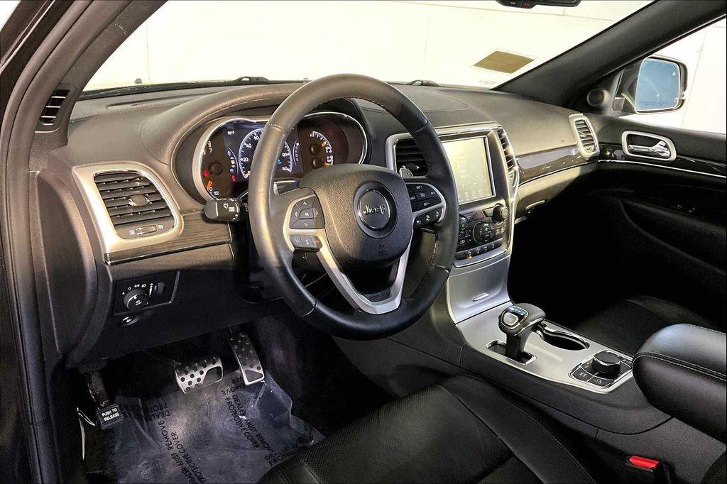 used 2015 Jeep Grand Cherokee car, priced at $15,949