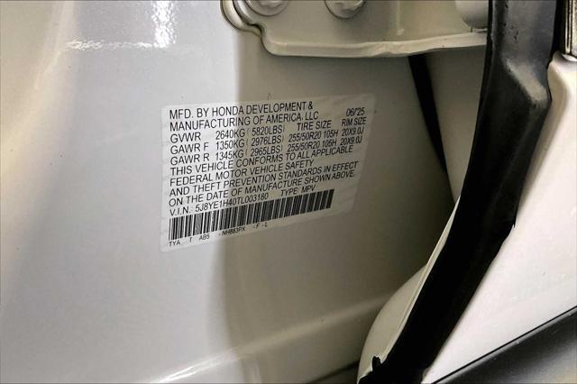 new 2026 Acura MDX car, priced at $61,350