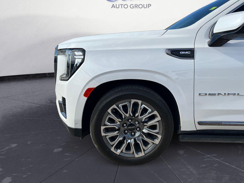 used 2024 GMC Yukon car, priced at $88,000
