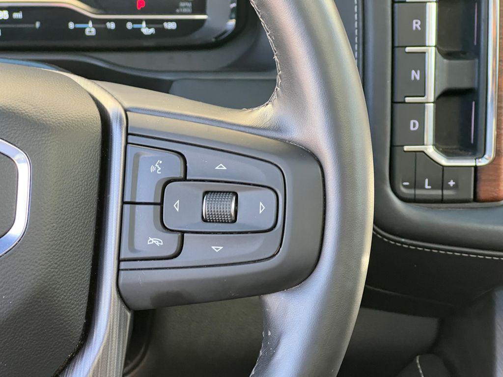 used 2024 GMC Yukon car, priced at $86,000