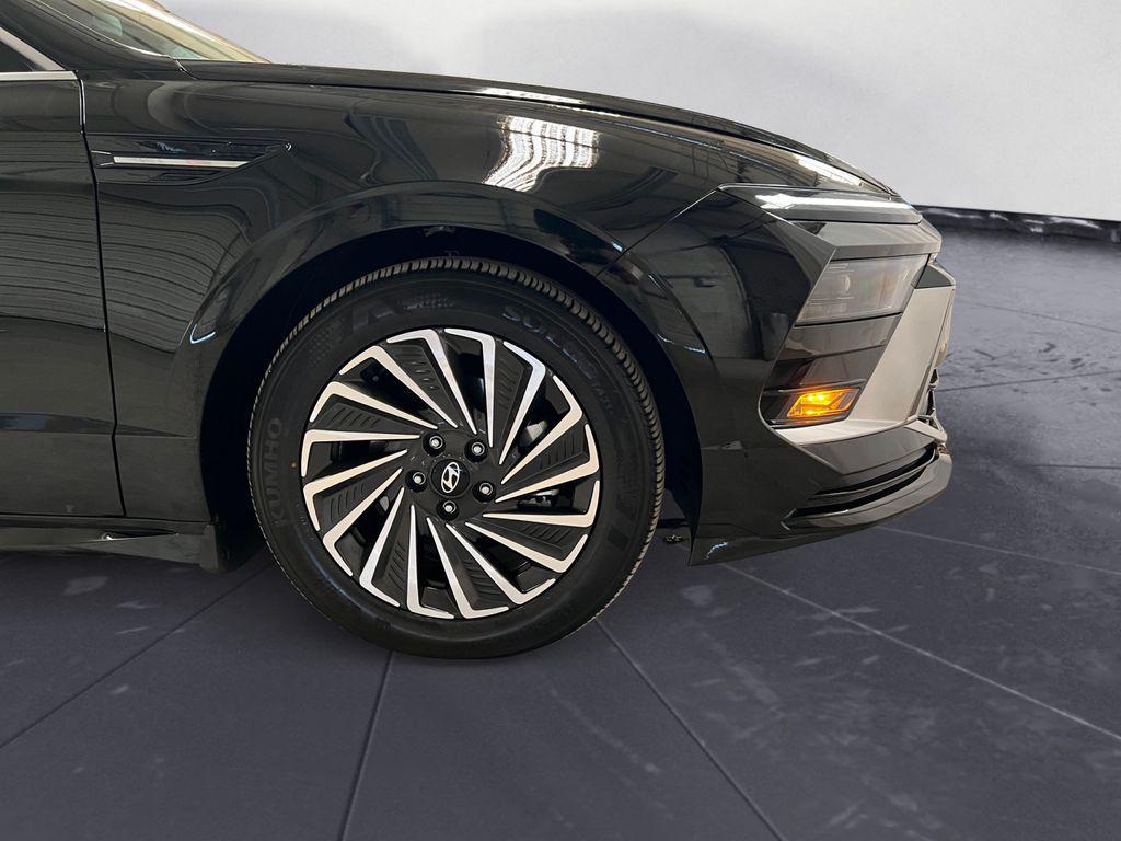 used 2024 Hyundai Sonata Hybrid car, priced at $27,000
