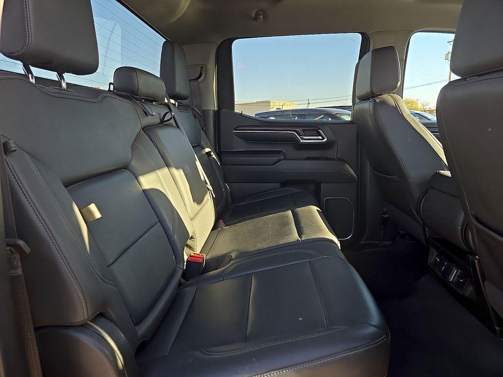 used 2024 GMC Sierra 1500 car, priced at $41,992