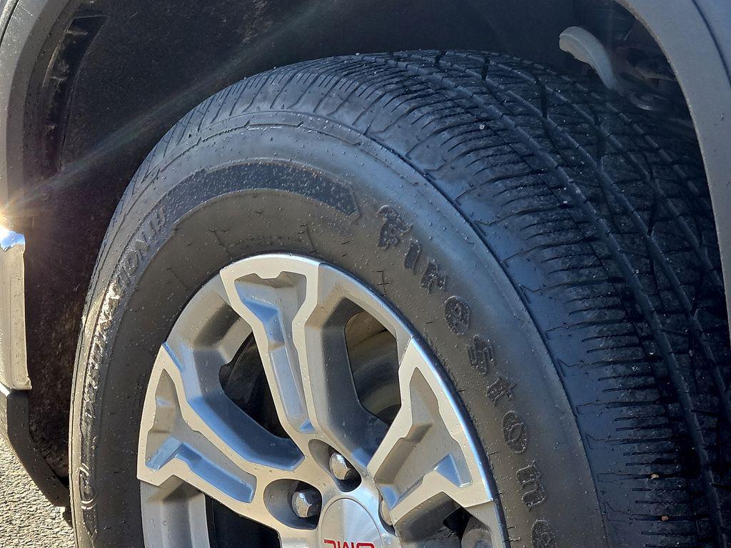 used 2024 GMC Sierra 1500 car, priced at $41,992