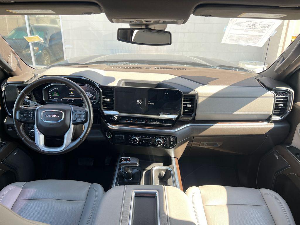 used 2022 GMC Sierra 1500 car, priced at $48,400