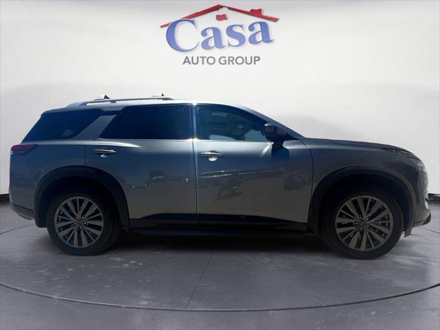 used 2024 Nissan Pathfinder car, priced at $34,000
