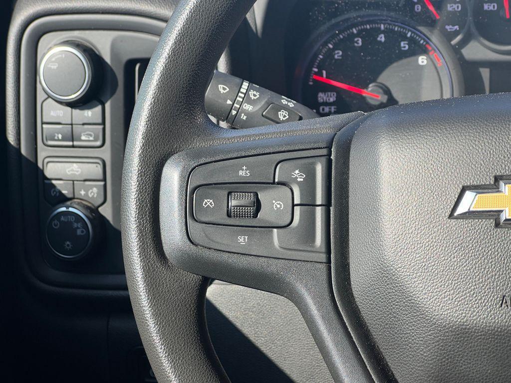 used 2024 Chevrolet Silverado 1500 car, priced at $39,900