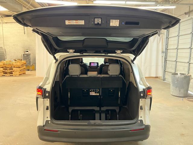 used 2022 Toyota Sienna car, priced at $37,900