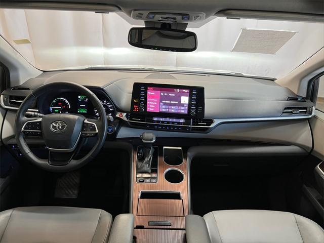used 2022 Toyota Sienna car, priced at $37,900