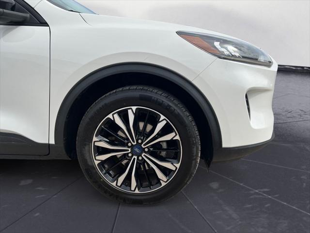 used 2022 Ford Escape car, priced at $21,900