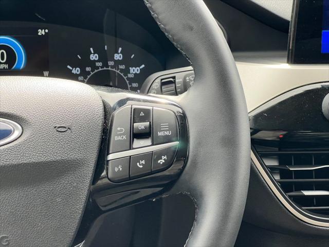 used 2022 Ford Escape car, priced at $21,900