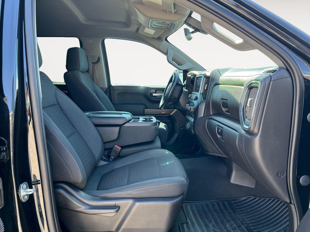 used 2021 Chevrolet Silverado 1500 car, priced at $28,400