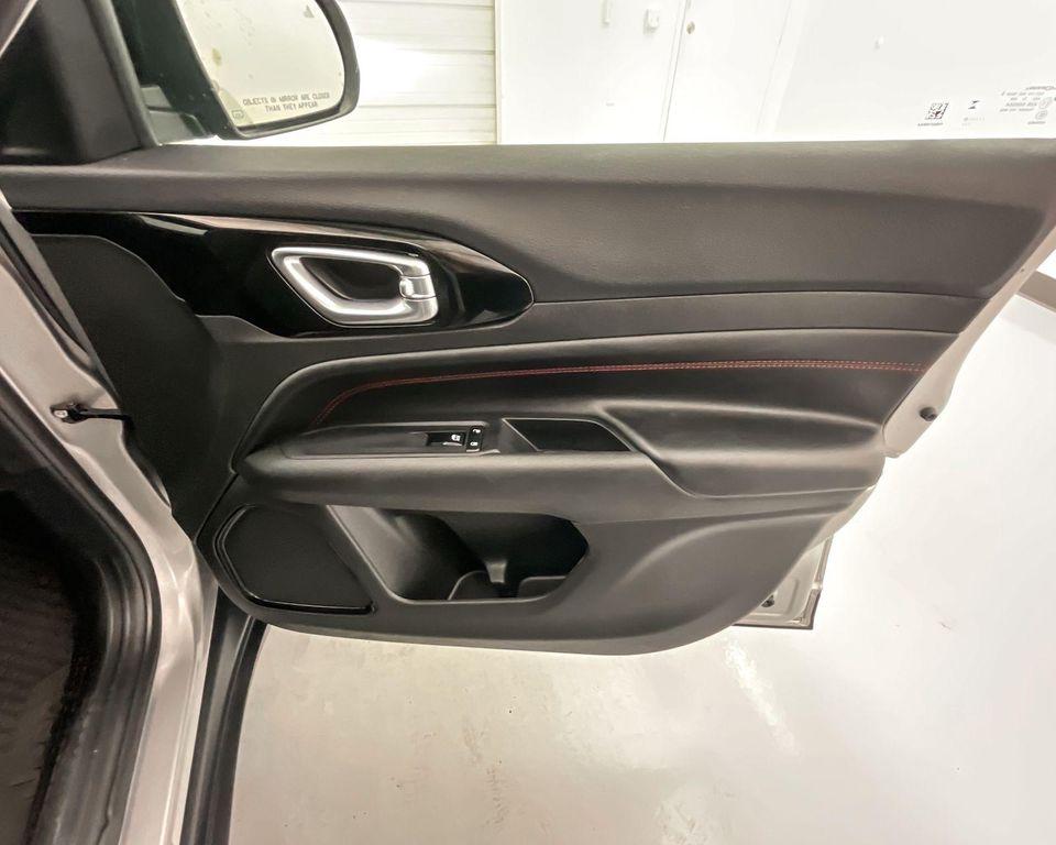 used 2023 Jeep Compass car, priced at $26,096